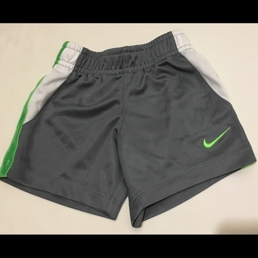 Nike boys 12 months short gray white green